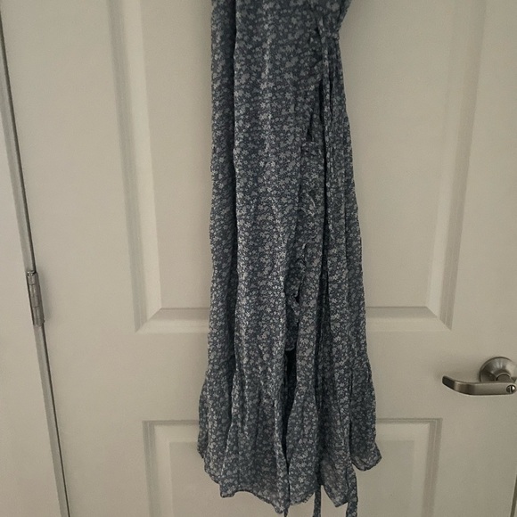 & Other Stories Floral Print Chiffon Ruffle Maxi Dress Hydrangea - Picture 7 of 10